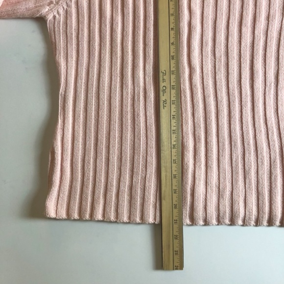 LIKE NEW! Pink Pierre Cardin Vintage Crew Neck Sweater - Picture 6 of 9